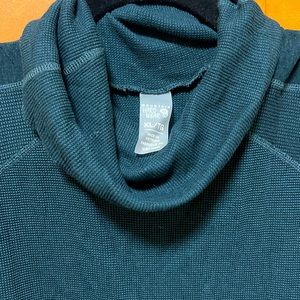 MOUNTAIN HARDWEAR turtleneck sz XL